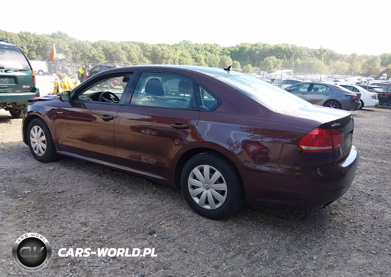 2012 Volkswagen Passat 2.5L S VIN:1VWAP7A3XCC042998 - 3