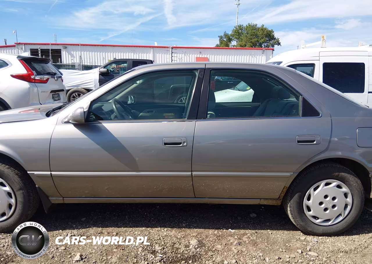1999 Toyota Camry Ce VIN:4T1BG22K9XU528147 - 15