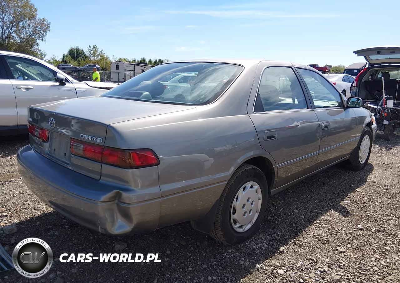1999 Toyota Camry Ce VIN:4T1BG22K9XU528147 - 4