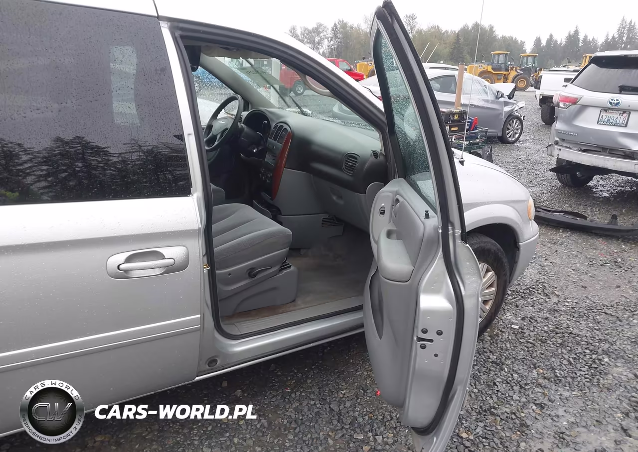 2006 Chrysler Town & Country Lx VIN:2A4GP44R96R753383 - 5