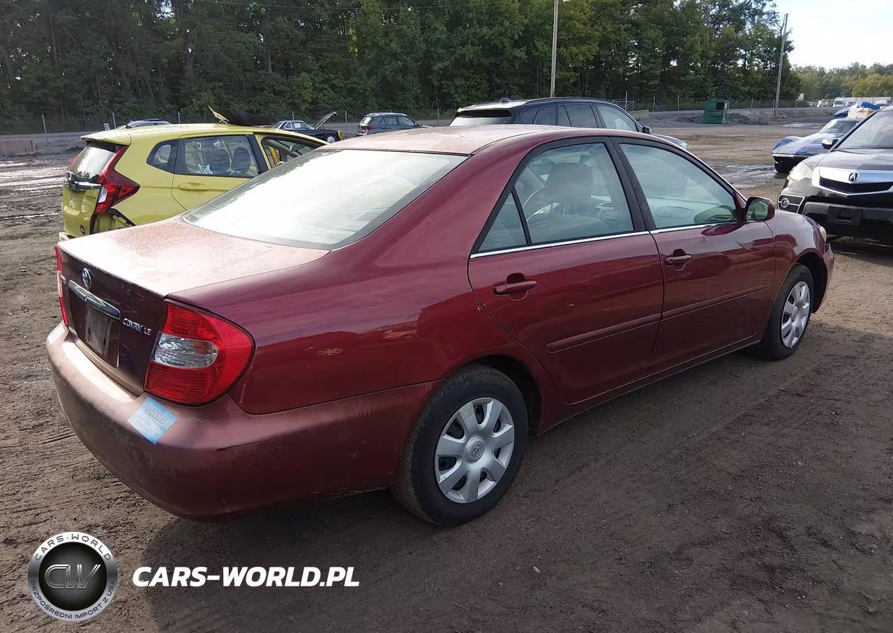 2004 Toyota Camry Le VIN:4T1BE32K04U379635 - 4
