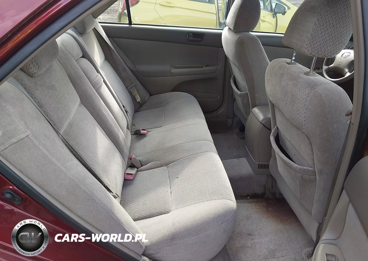 2004 Toyota Camry Le VIN:4T1BE32K04U379635 - 8