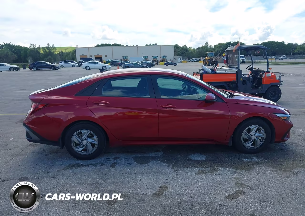 2025 Hyundai Elantra Se VIN:KMHLL4DG9SU044573 - 13
