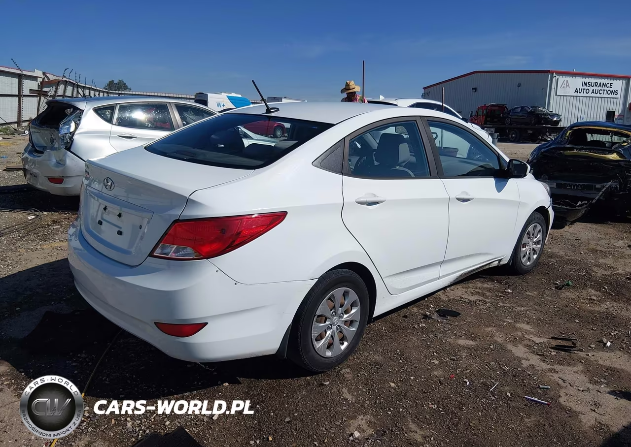 2016 Hyundai Accent Se VIN:KMHCT4AE9GU117371 - 4