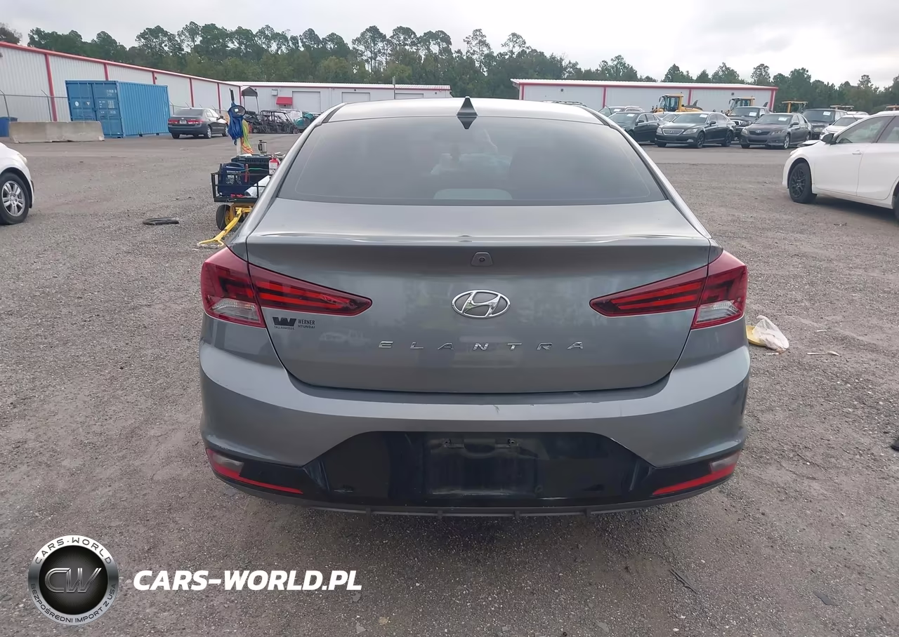 2019 Hyundai Elantra Sel VIN:5NPD84LF1KH465099 - 16