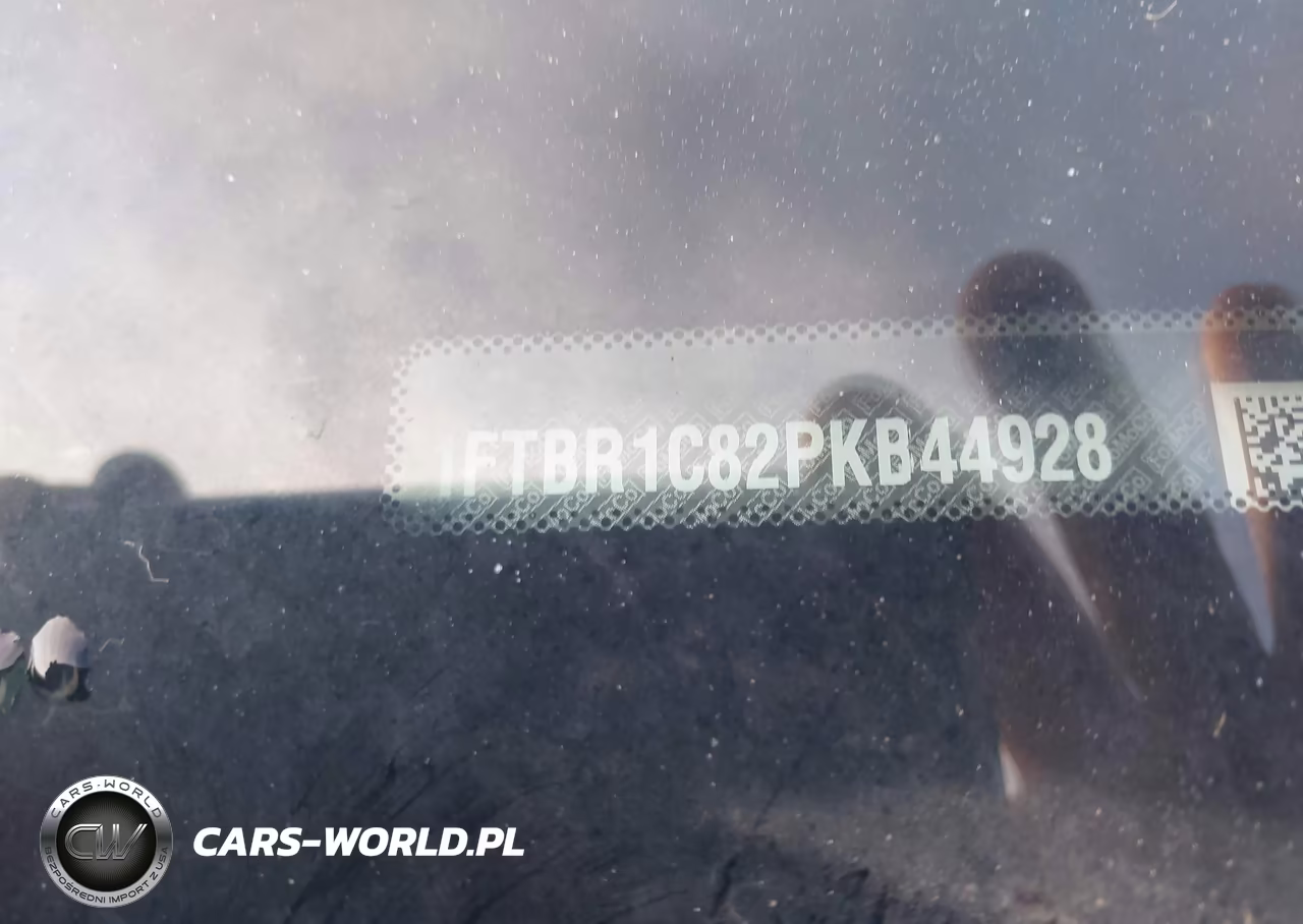 2023 Ford Transit-250 VIN:1FTBR1C82PKB44928 - 17