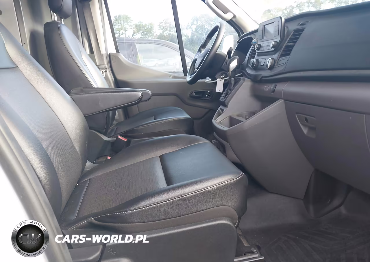 2023 Ford Transit-250 VIN:1FTBR1C82PKB44928 - 5