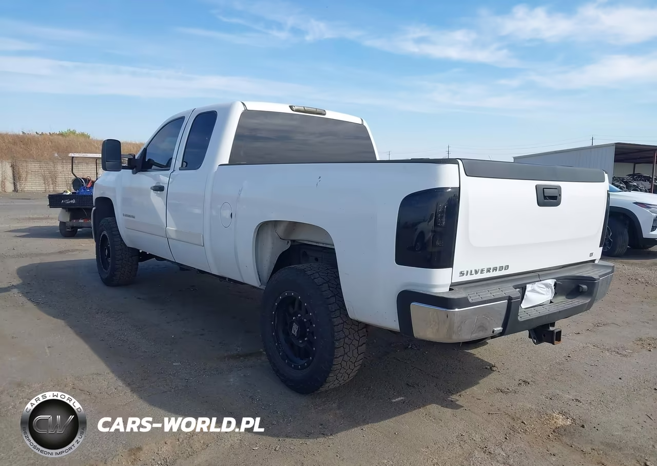 2007 Chevrolet Silverado 2500Hd Lt1 VIN:1GCHK29K47E508000 - 3