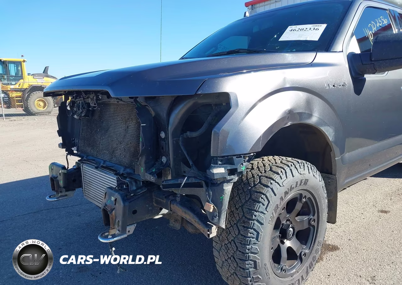 2018 Ford F-150 Xlt VIN:1FTFW1EGXJFA72245 - 18