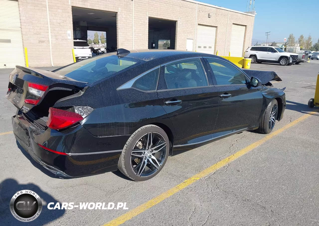 2021 Honda Accord Hybrid Touring VIN:1HGCV3F90MA006677 - 4