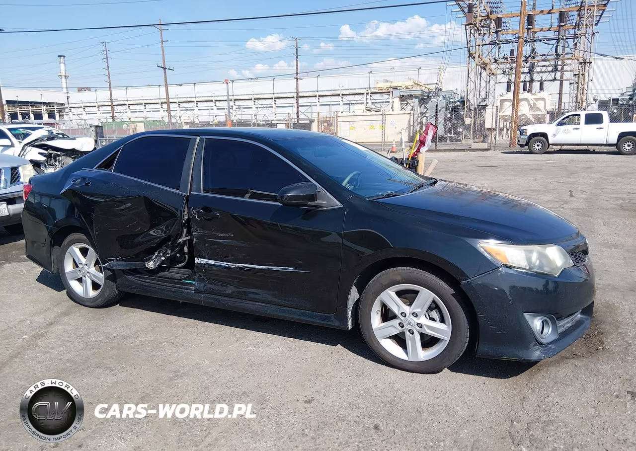 2014 Toyota Camry Se VIN:4T1BF1FK4EU814248 - 13