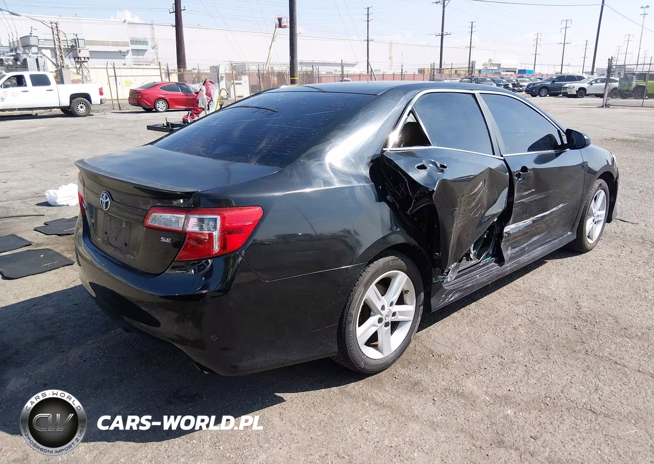 2014 Toyota Camry Se VIN:4T1BF1FK4EU814248 - 4