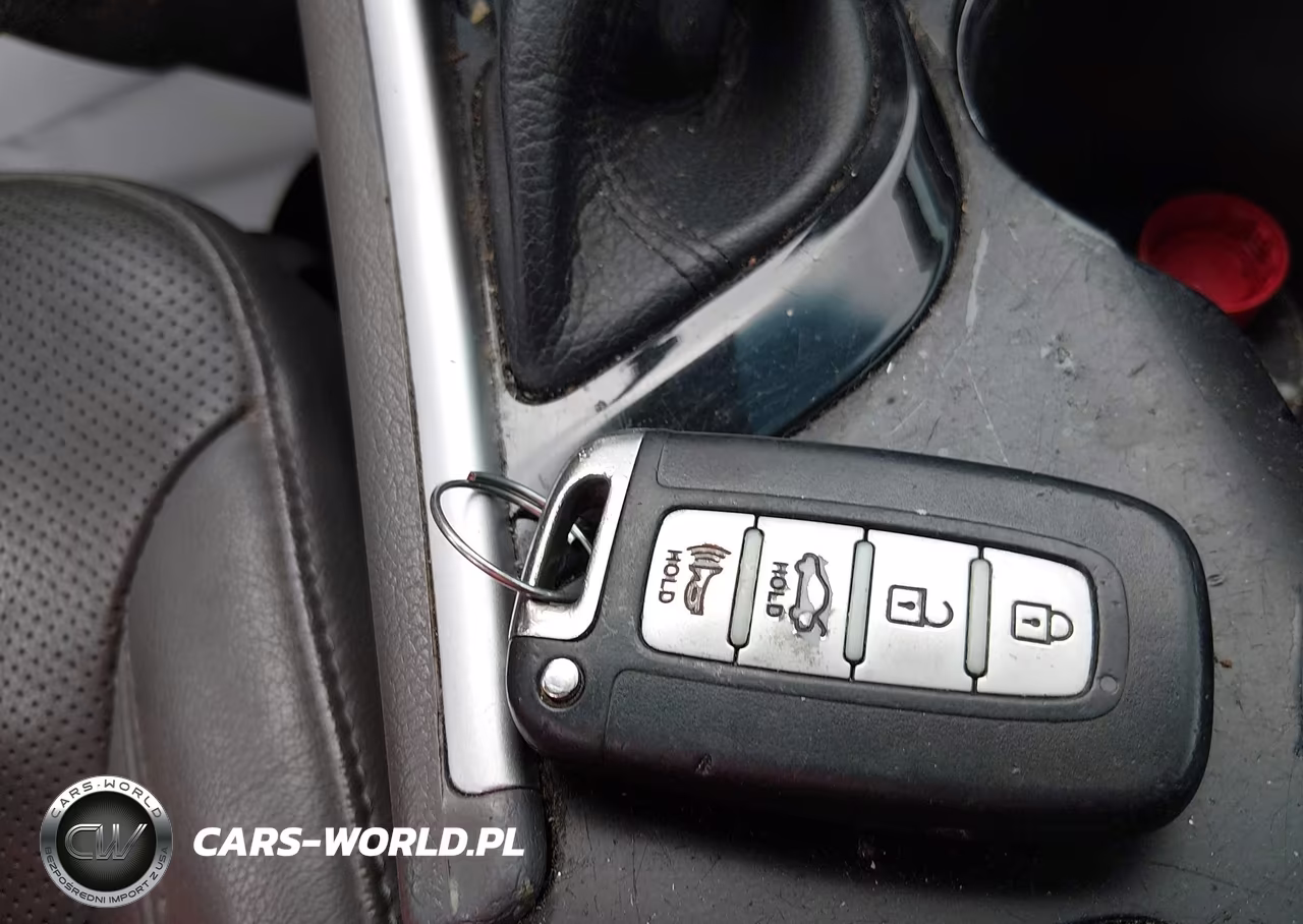 2015 Hyundai Sonata Hybrid Limited VIN:KMHEC4A49FA125664 - 11