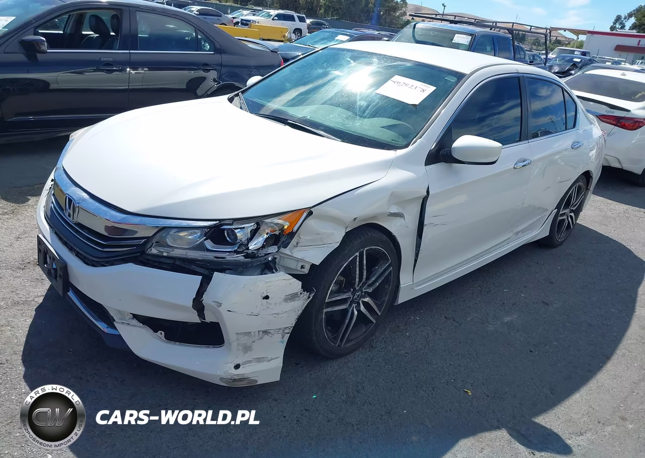 2017 Honda Accord Sport VIN:1HGCR2F5XHA024721 - 2