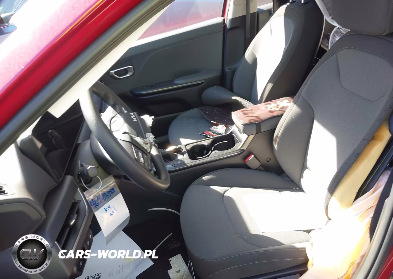 2025 Kia K4 Lxs VIN:3KPFT4DE2SE253071 - 19