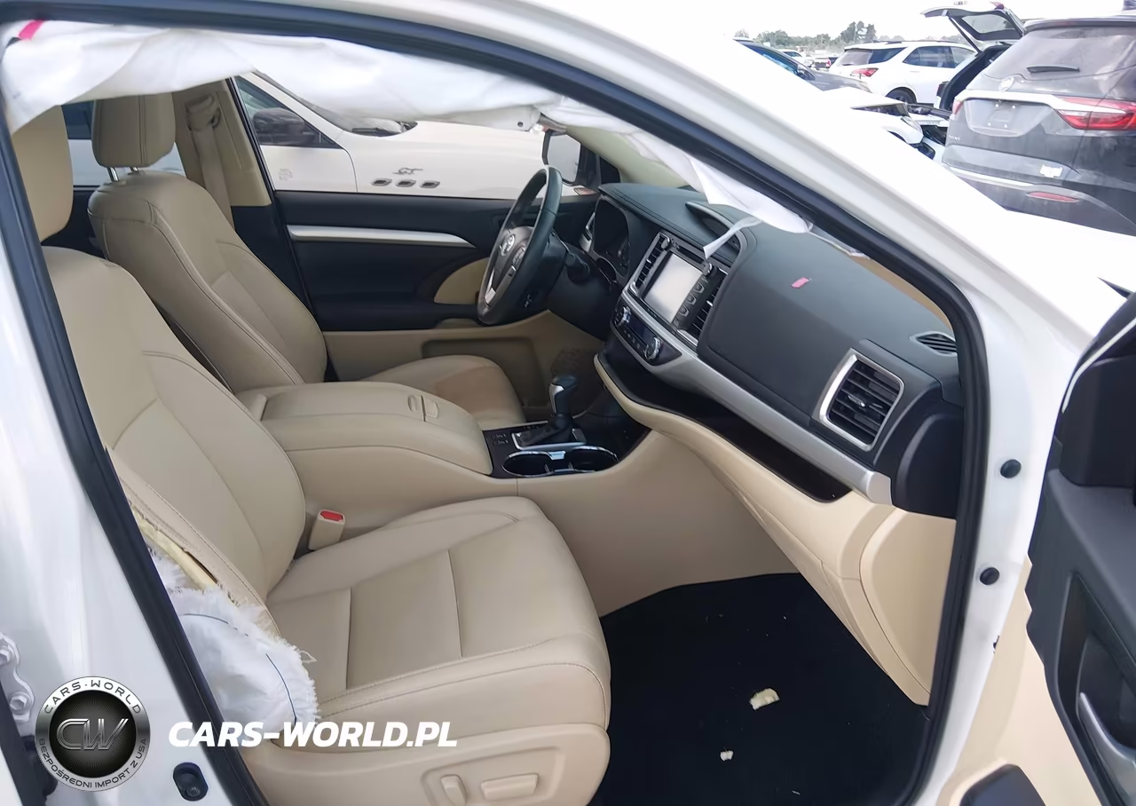2019 Toyota Highlander Xle VIN:5TDKZRFH8KS320893 - 5