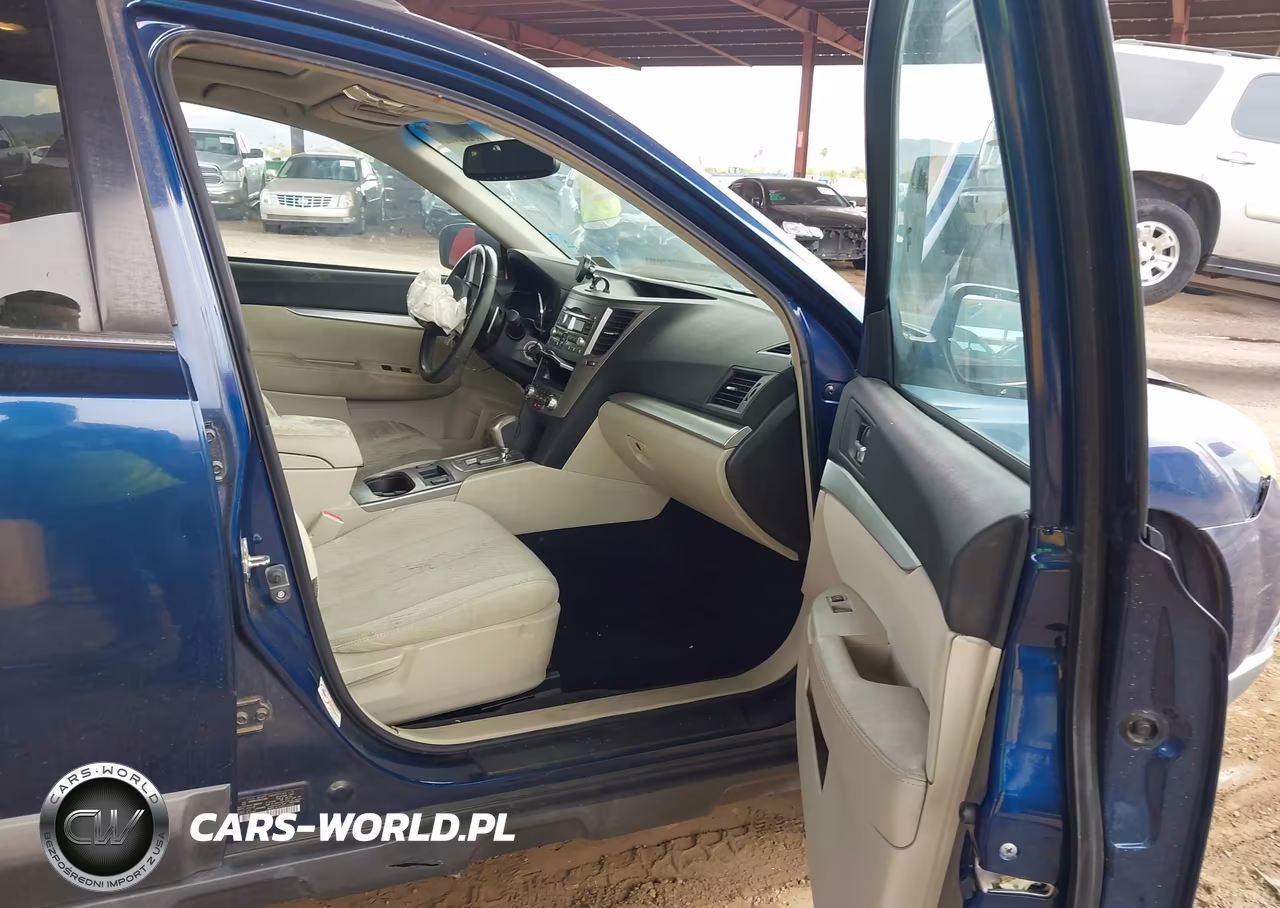 2011 Subaru Outback 2.5I Premium VIN:4S4BRBGC3B3332800 - 5