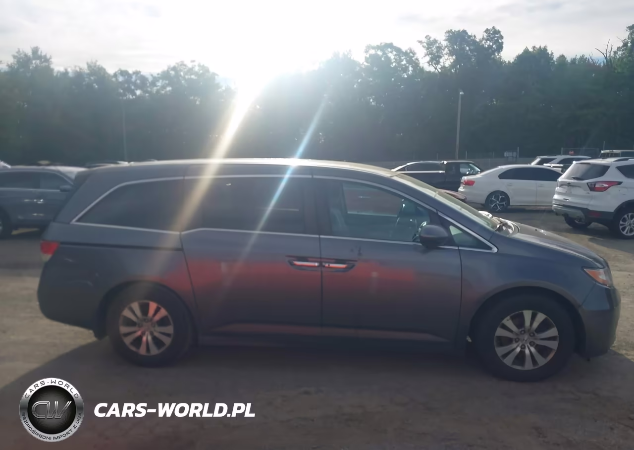 2016 Honda Odyssey Se VIN:5FNRL5H37GB128144 - 13