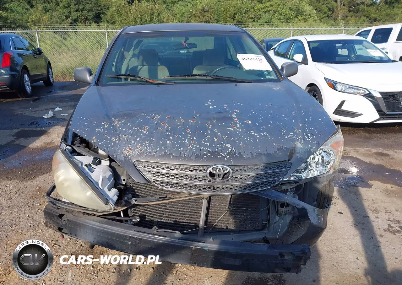 2003 Toyota Camry Le VIN:4T1BE32K83U657972 - 12