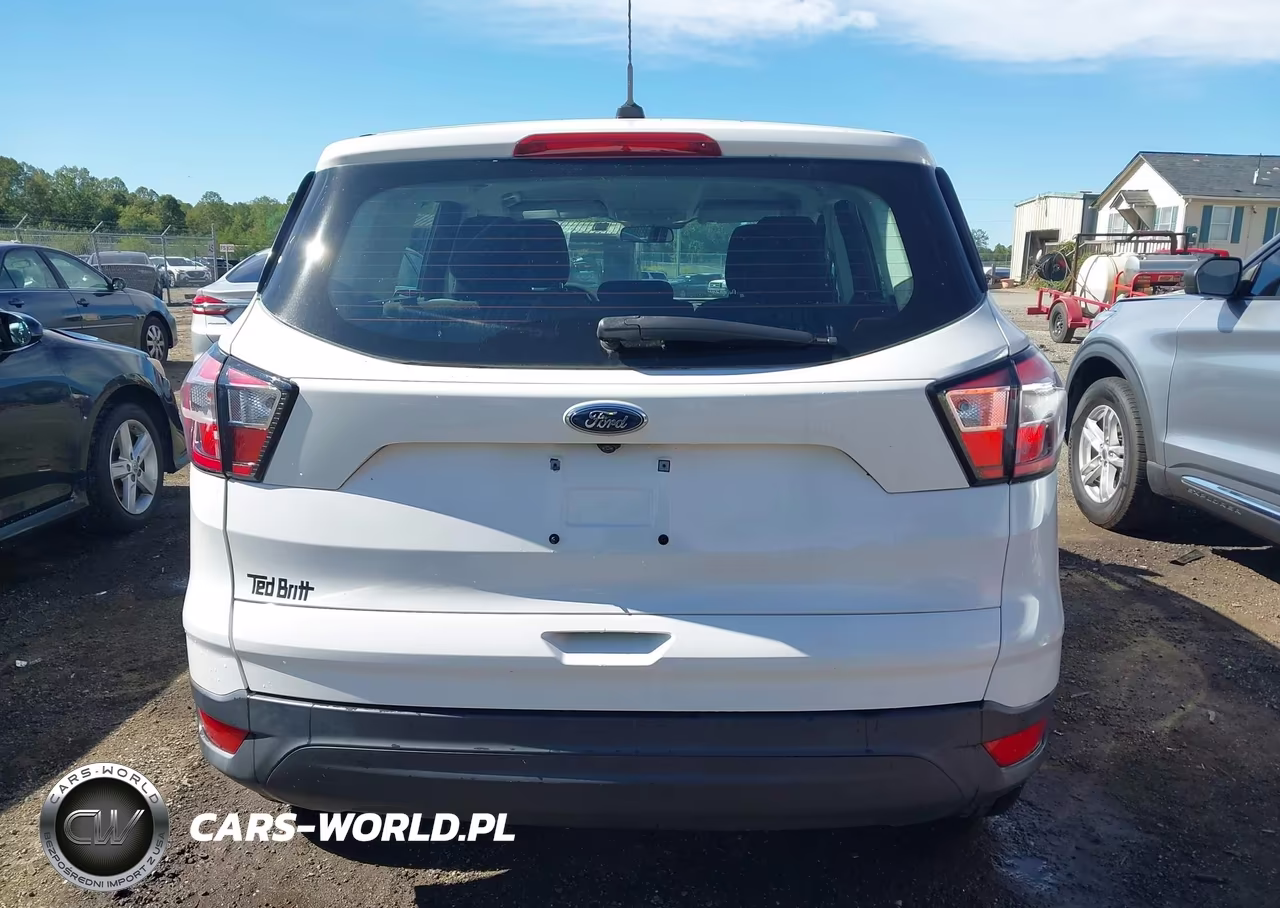 2018 Ford Escape S VIN:1FMCU0F7XJUC62880 - 17