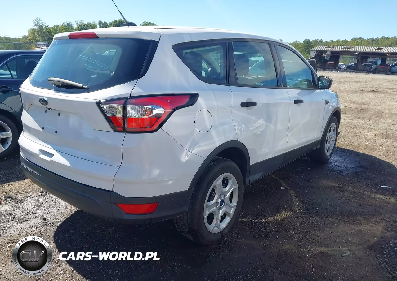 2018 Ford Escape S VIN:1FMCU0F7XJUC62880 - 4