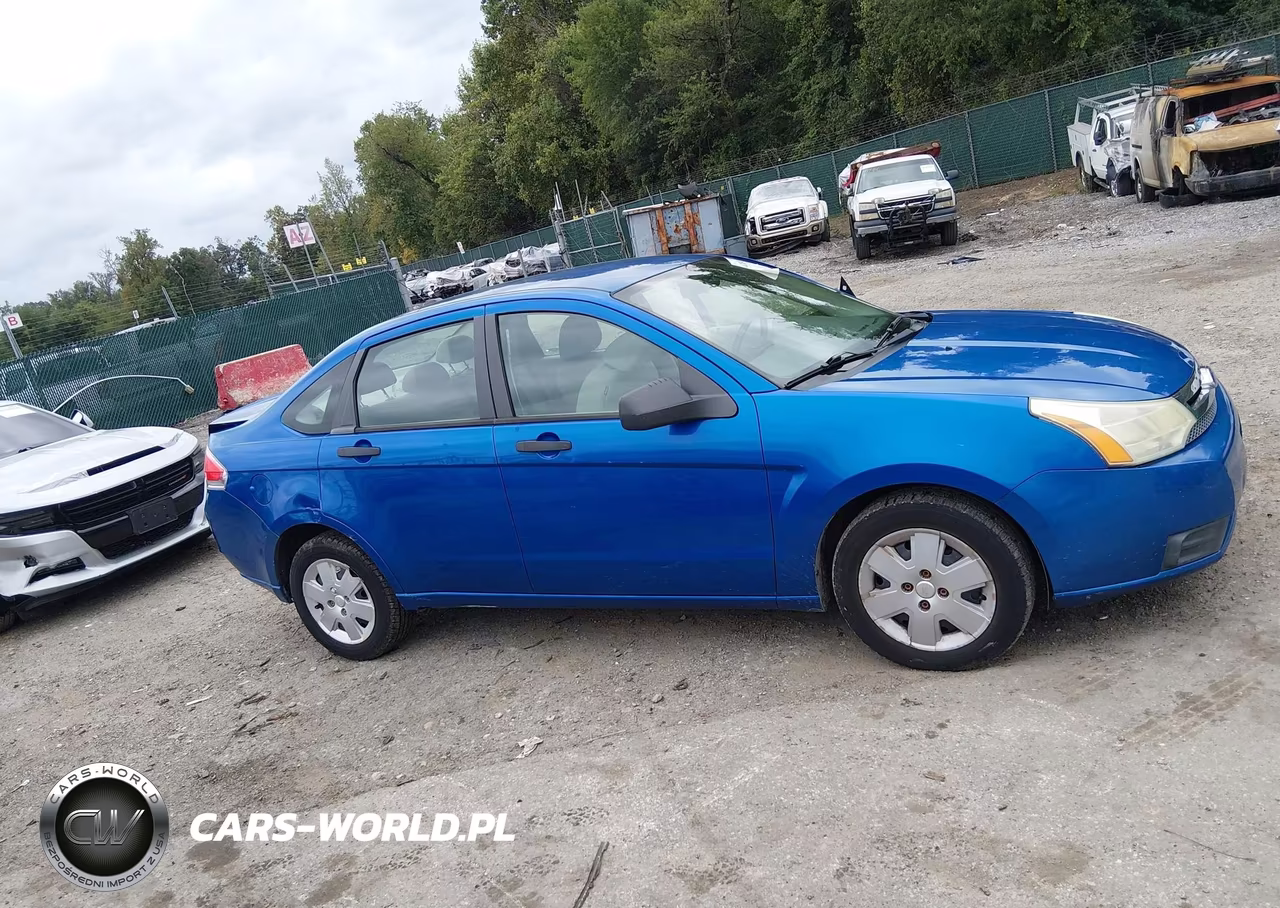 2010 Ford Focus S VIN:1FAHP3ENXAW223333 - 13