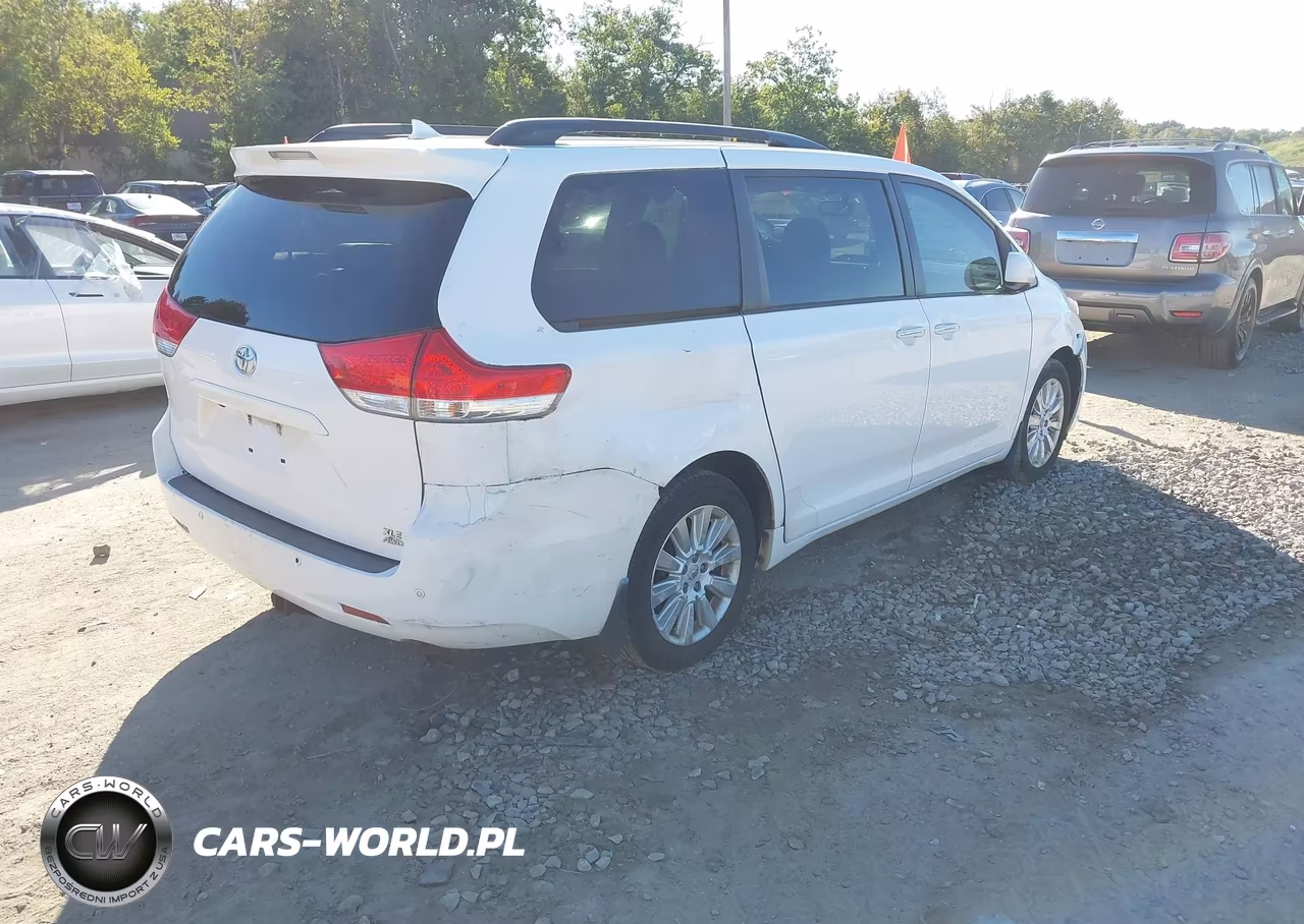 2012 Toyota Sienna Xle 7 Passenger VIN:5TDDK3DC8CS037798 - 4