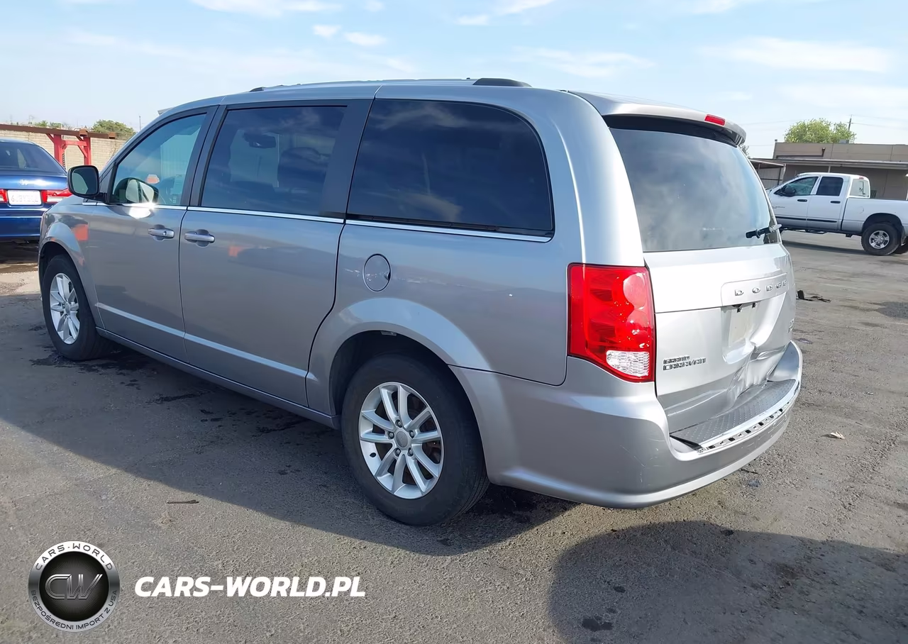 2019 Dodge Grand Caravan Sxt VIN:2C4RDGCG0KR712675 - 3