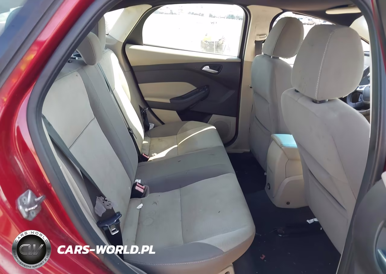 2013 Ford Focus Se VIN:1FADP3F24DL352497 - 8