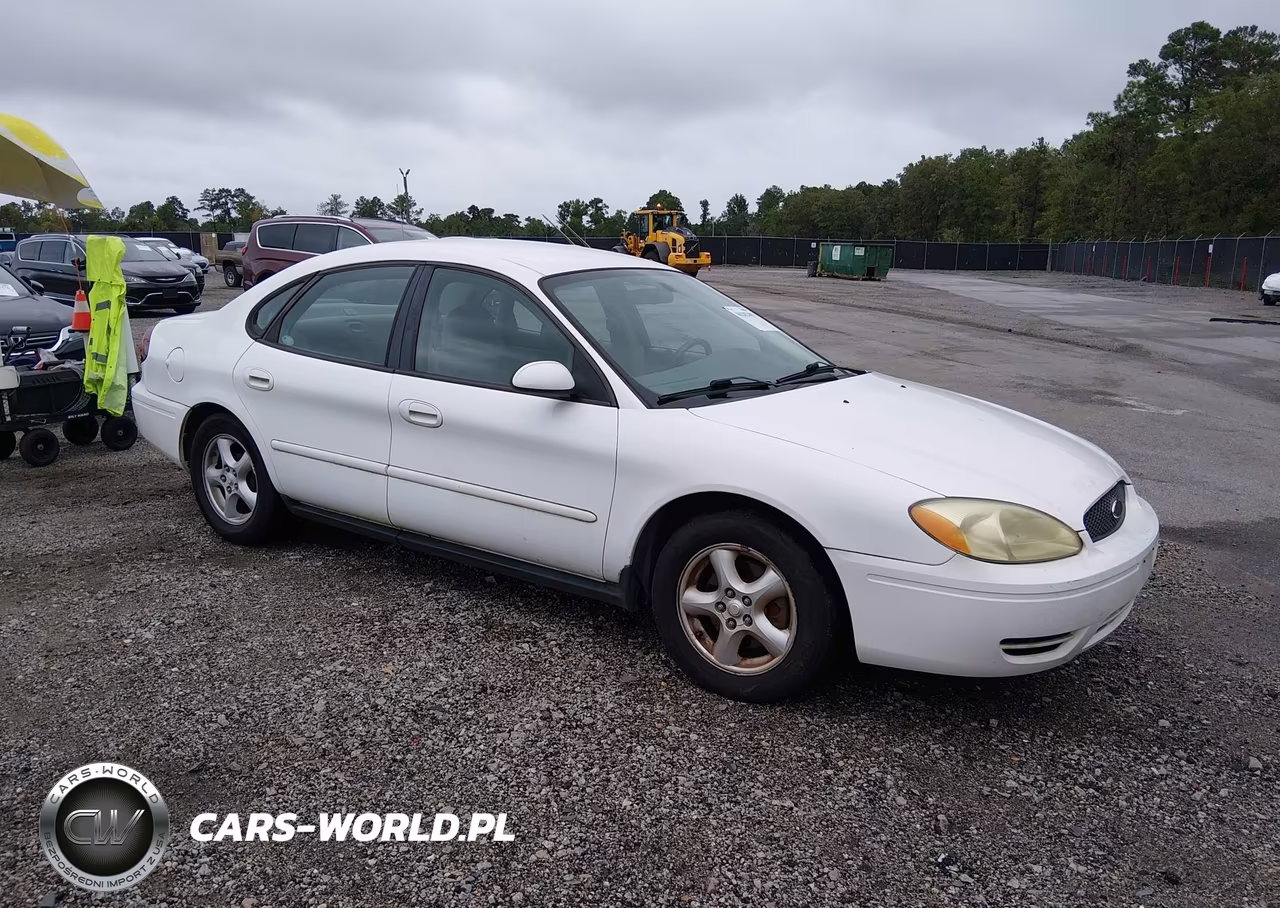 2004 Ford Taurus Se