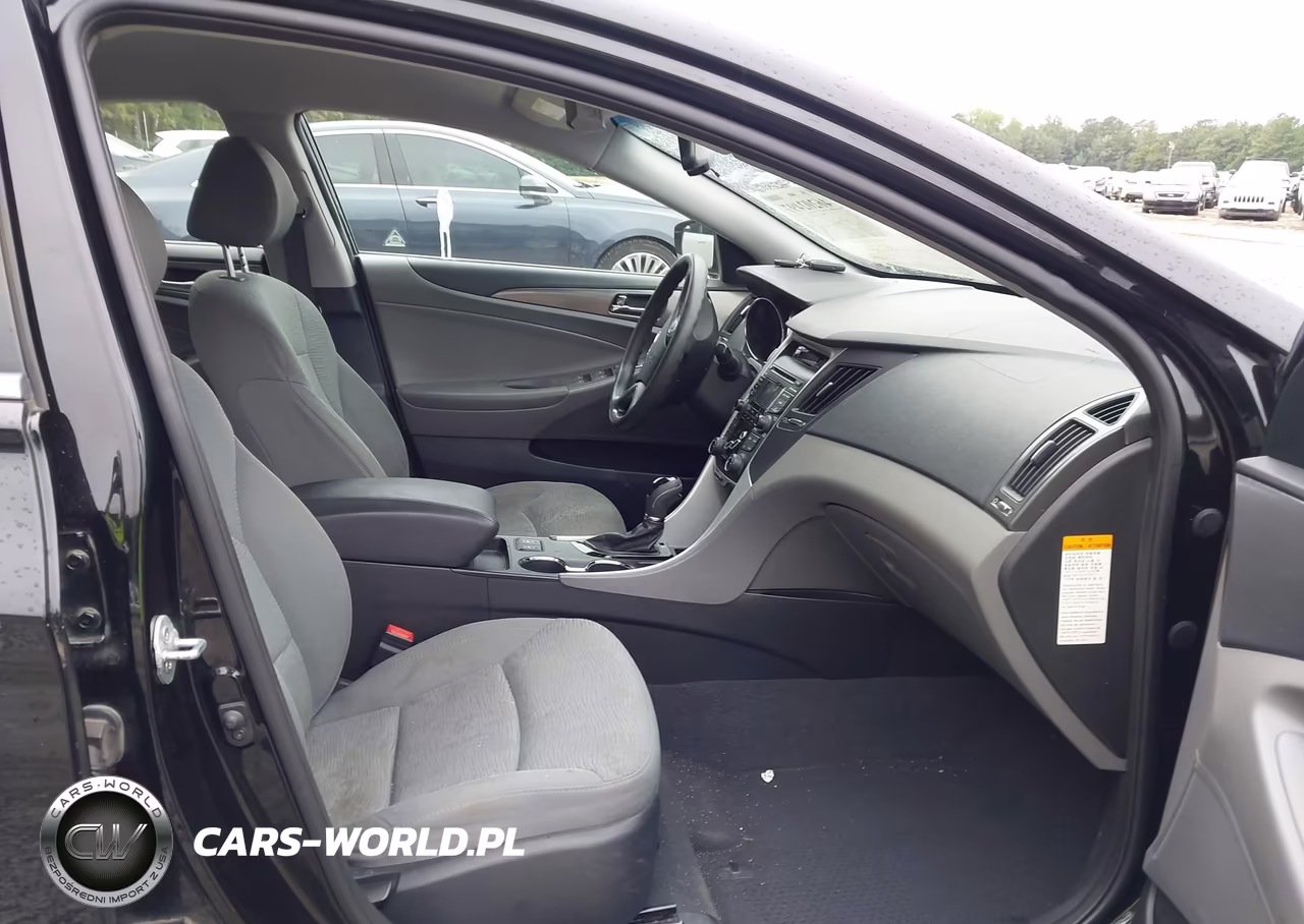 2013 Hyundai Sonata Hybrid VIN:KMHEC4A41DA076358 - 5