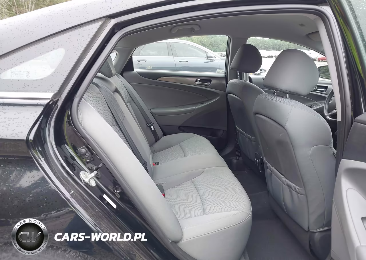 2013 Hyundai Sonata Hybrid VIN:KMHEC4A41DA076358 - 8