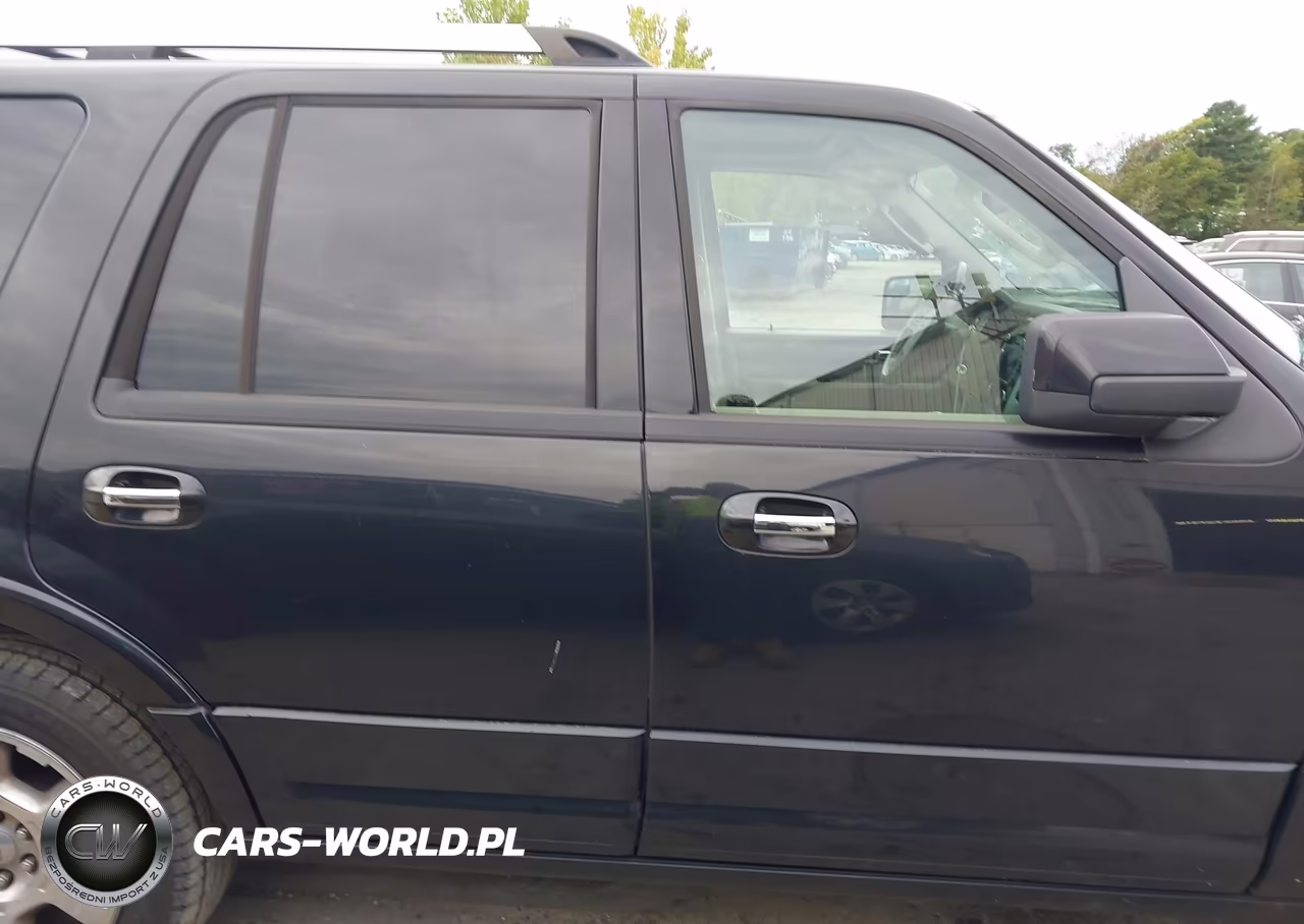 2013 Ford Expedition Limited VIN:1FMJU2A5XDEF45979 - 13
