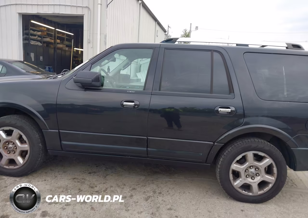 2013 Ford Expedition Limited VIN:1FMJU2A5XDEF45979 - 14