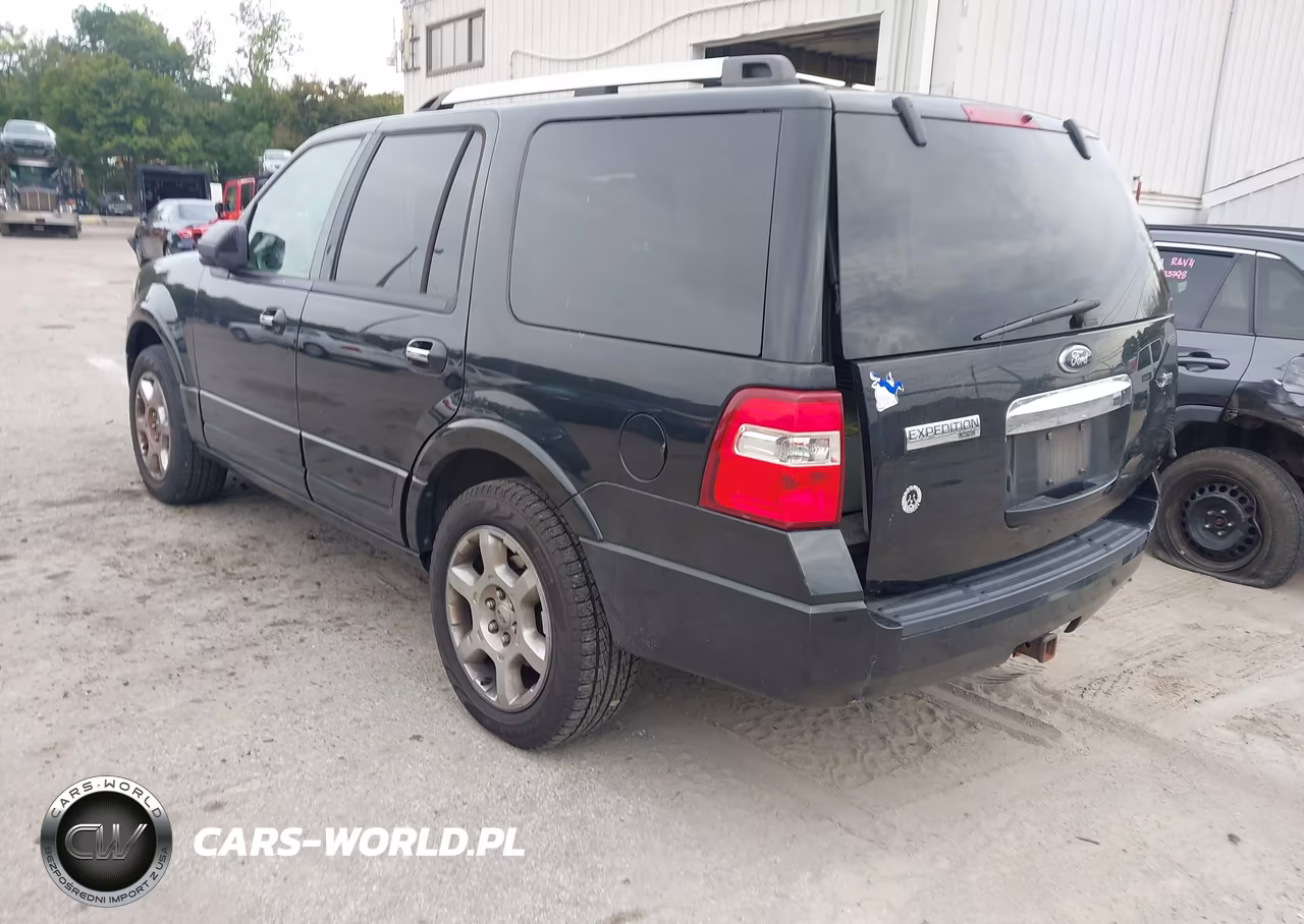 2013 Ford Expedition Limited VIN:1FMJU2A5XDEF45979 - 3