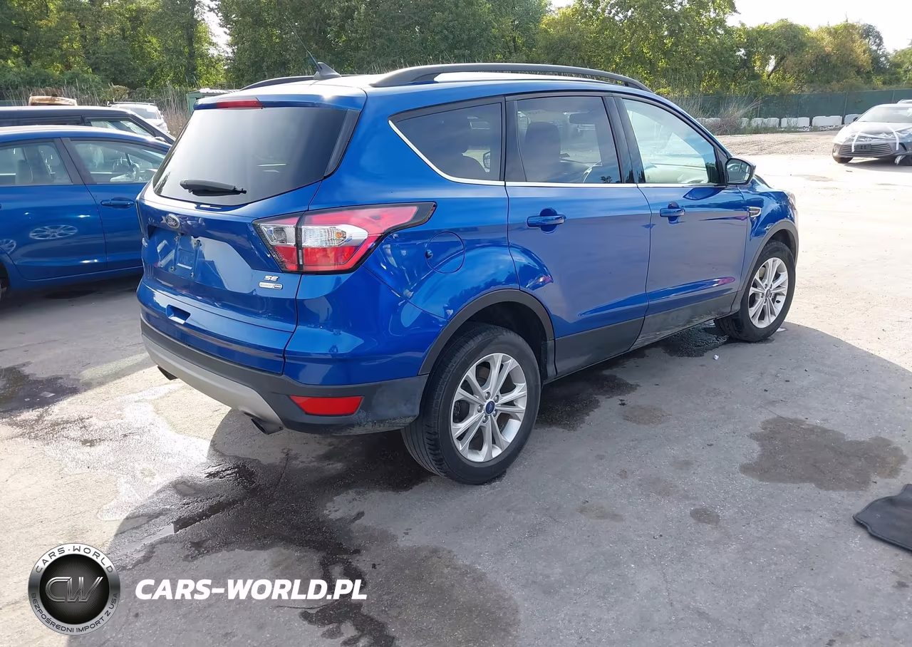 2018 Ford Escape Se VIN:1FMCU9GD2JUD34518 - 4