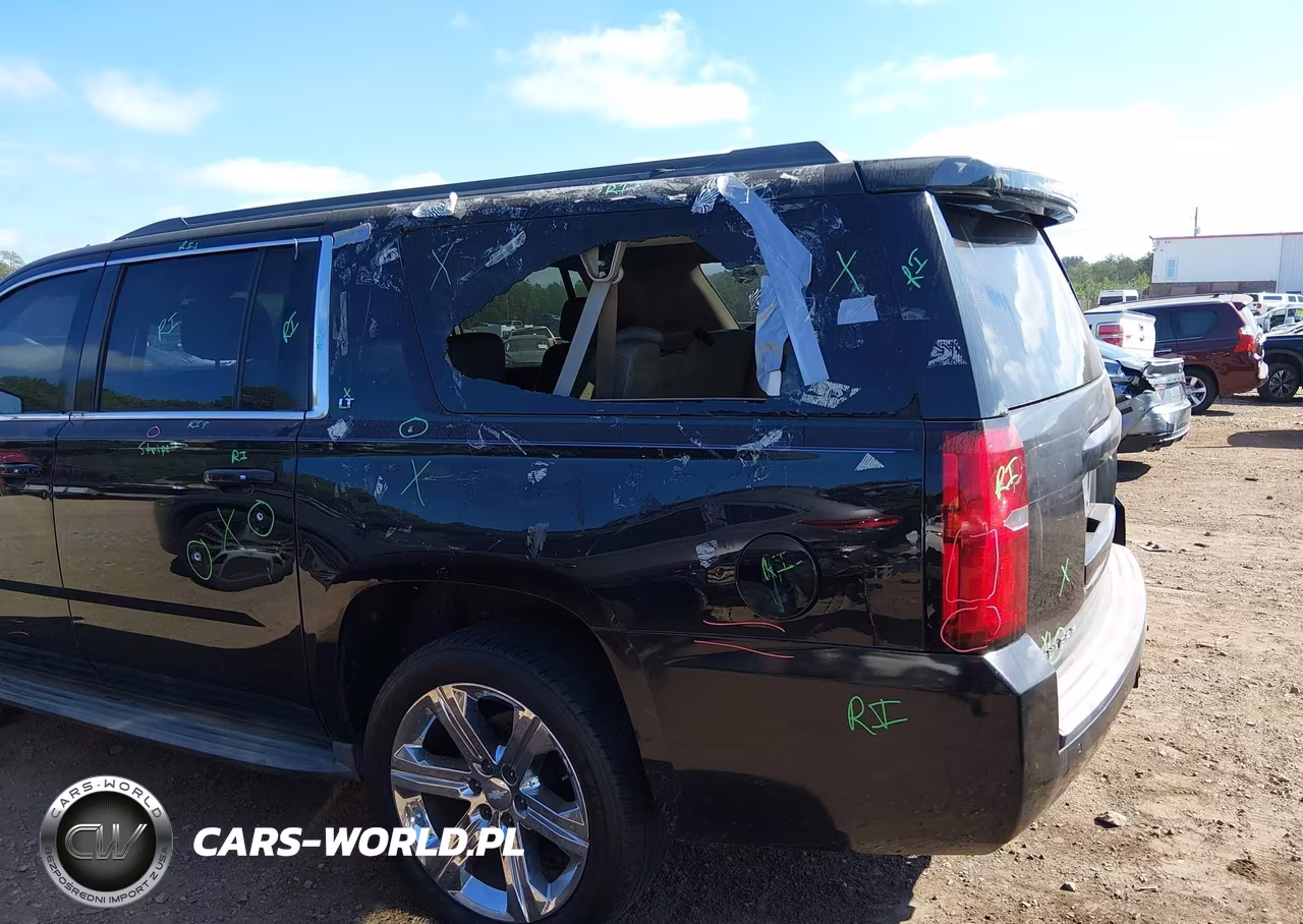 2015 Chevrolet Suburban 1500 Lt VIN:1GNSCJKC2FR152130 - 17