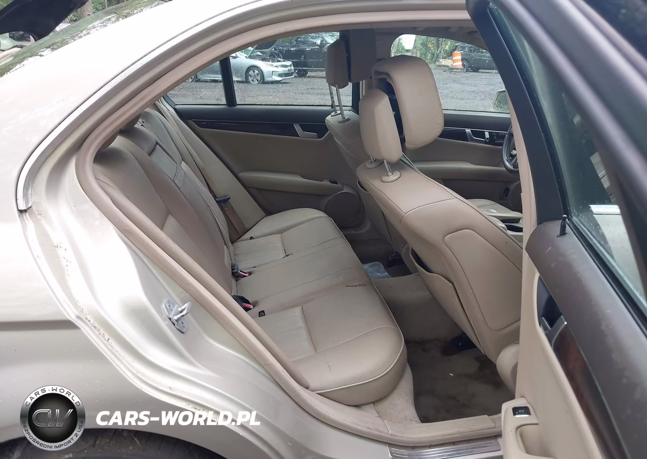 2012 Mercedes-Benz C 300 C 300 Luxury-Sport 4Matic VIN:WDDGF8BB5CA650439 - 8