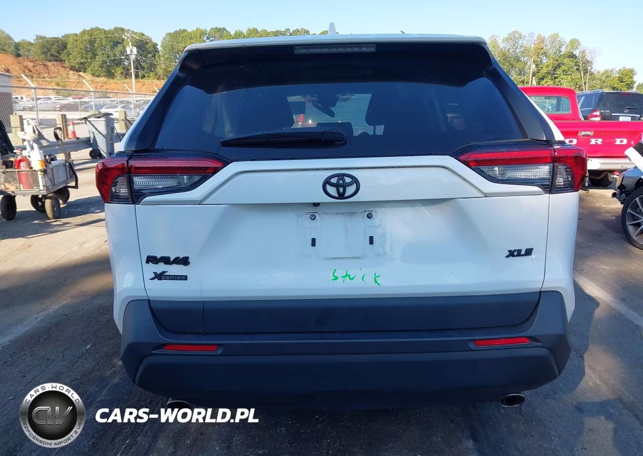 2023 Toyota Rav4 Xle VIN:2T3W1RFV0PC240588 - 16