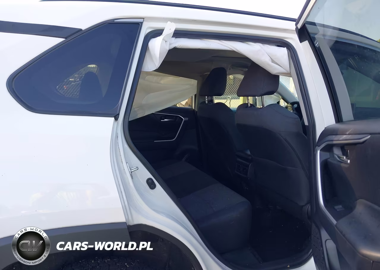 2023 Toyota Rav4 Xle VIN:2T3W1RFV0PC240588 - 8