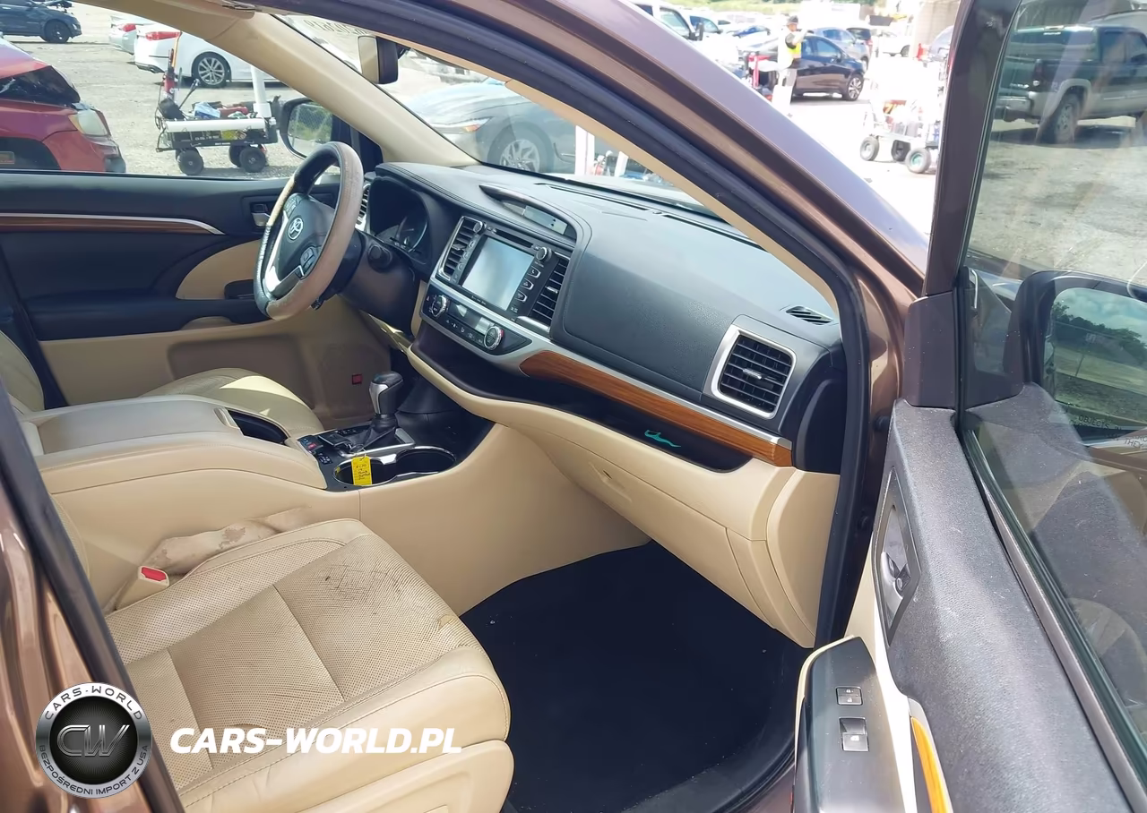 2018 Toyota Highlander Limited Platinum VIN:5TDYZRFH0JS276476 - 5