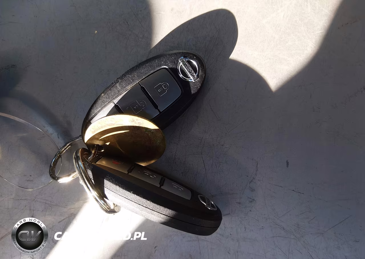 2019 Nissan Pathfinder S VIN:5N1DR2MMXKC601980 - 11