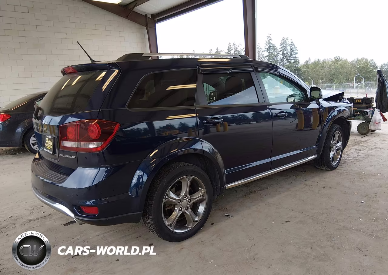 2017 Dodge Journey Crossroad Plus Awd VIN:3C4PDDGG7HT623725 - 4