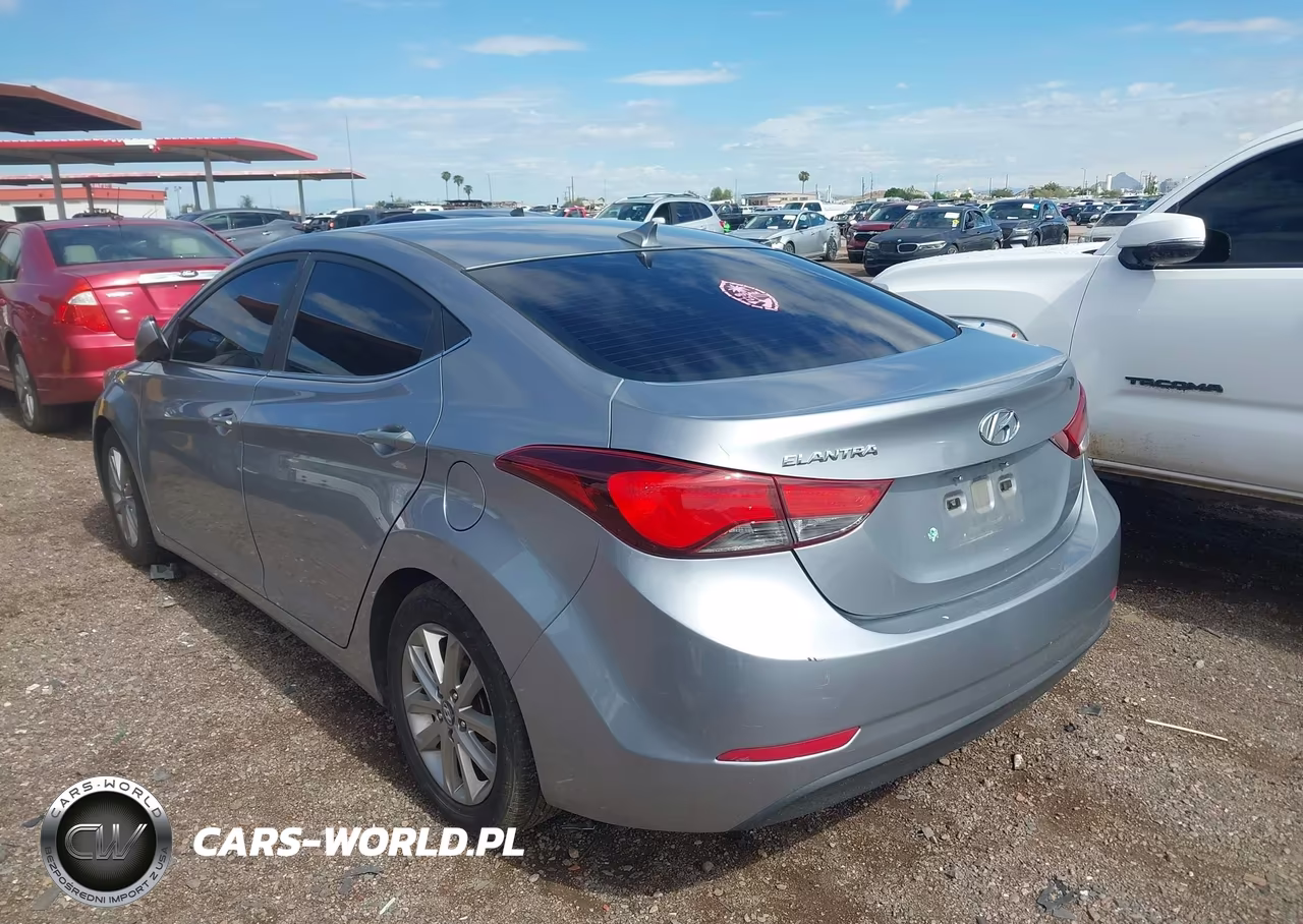 2015 Hyundai Elantra Se VIN:5NPDH4AE3FH553233 - 3