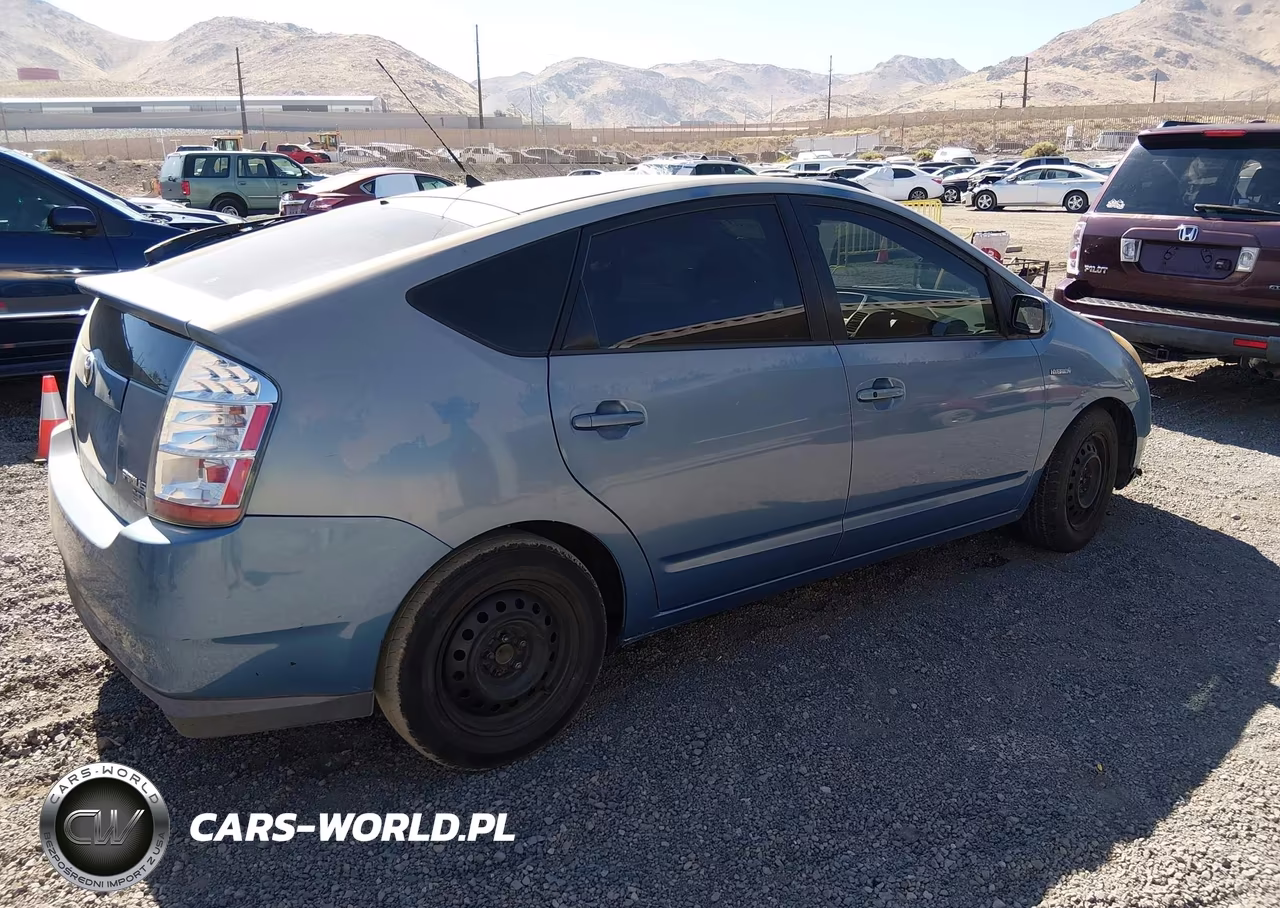 2007 Toyota Prius Touring VIN:JTDKB20U577681808 - 4