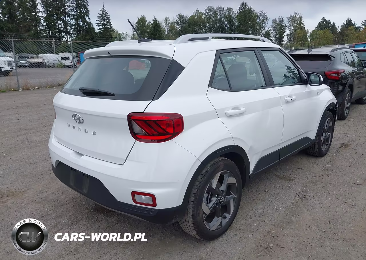 2026 Hyundai Venue Sel VIN:KMHRC8A38TU457265 - 4