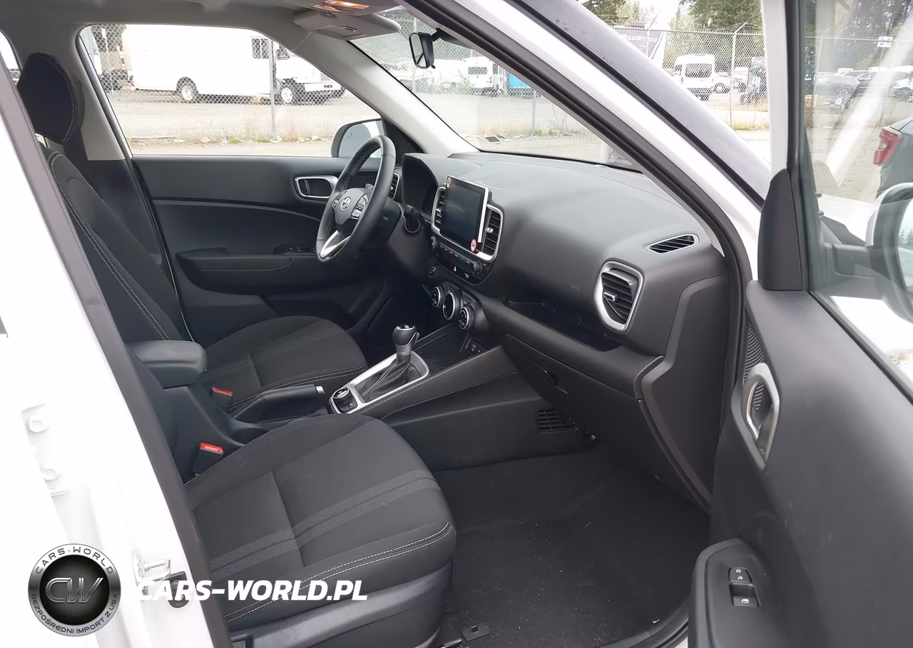 2026 Hyundai Venue Sel VIN:KMHRC8A38TU457265 - 5