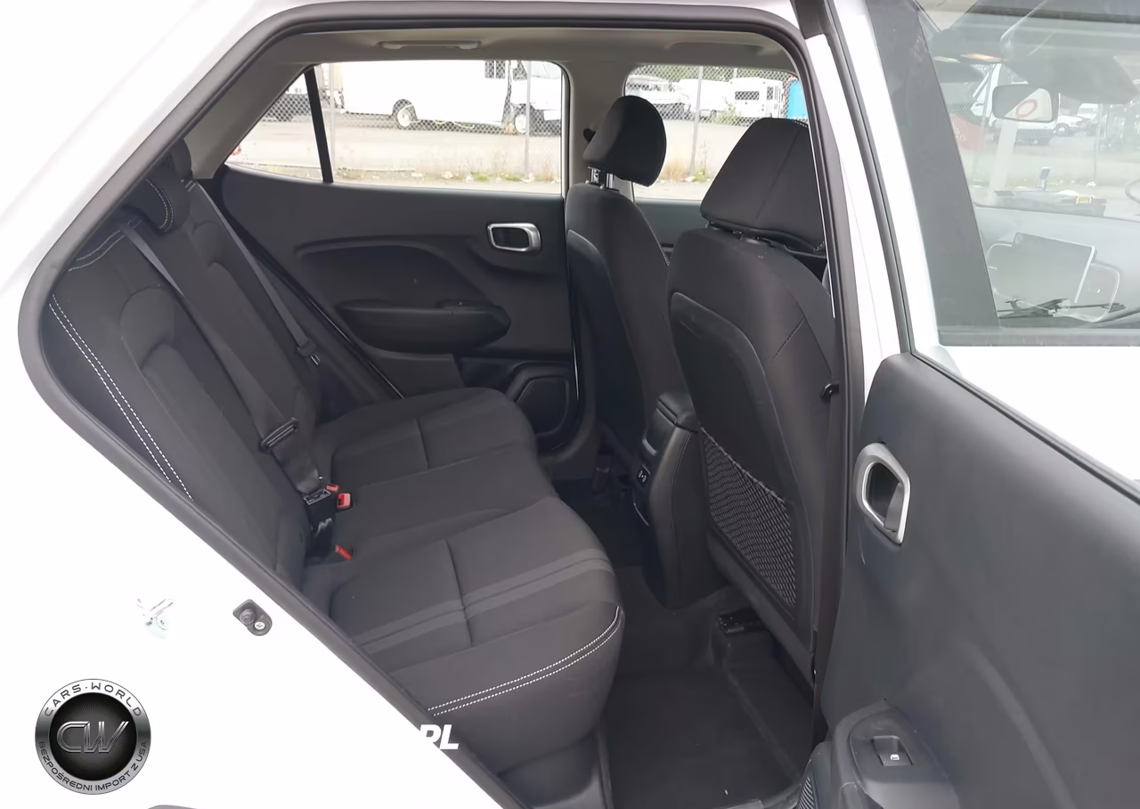 2026 Hyundai Venue Sel VIN:KMHRC8A38TU457265 - 8