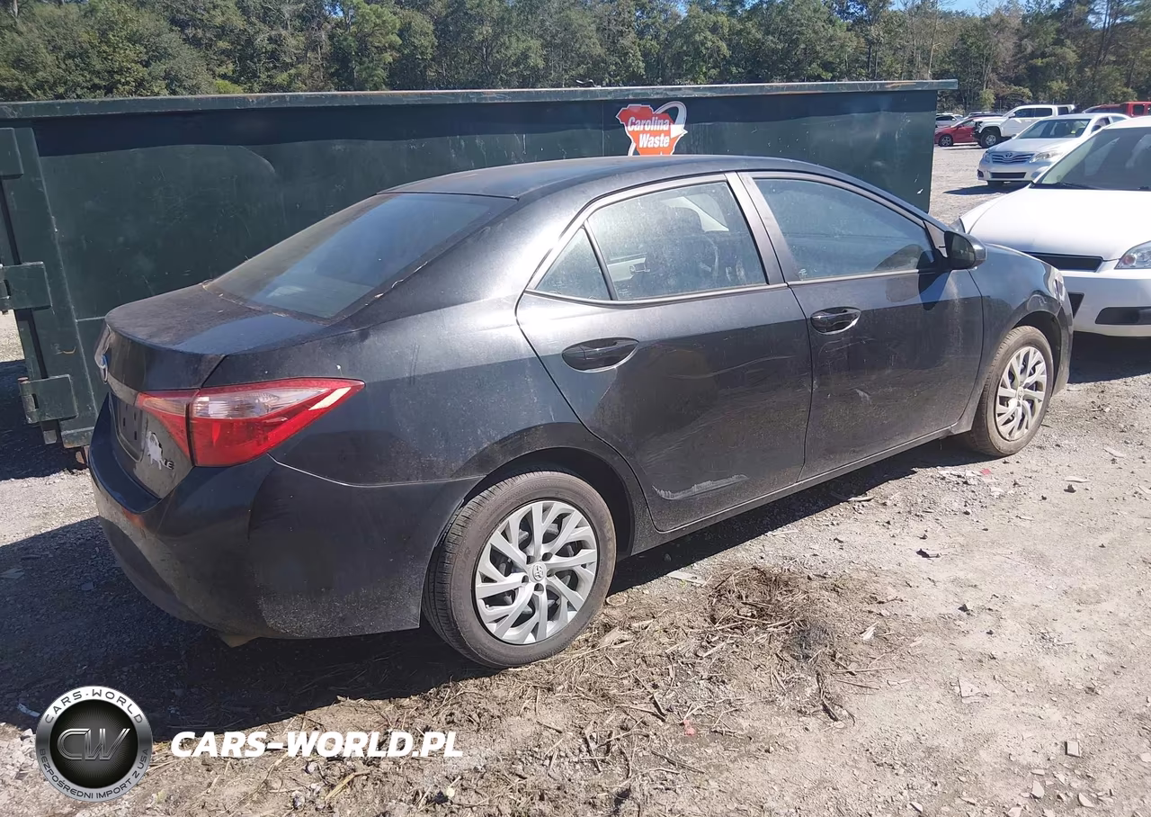 2017 Toyota Corolla Le VIN:2T1BURHE4HC822044 - 4