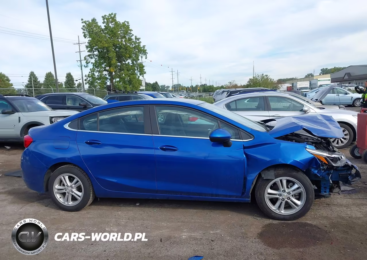 2018 Chevrolet Cruze Lt Auto VIN:1G1BE5SM3J7132114 - 13